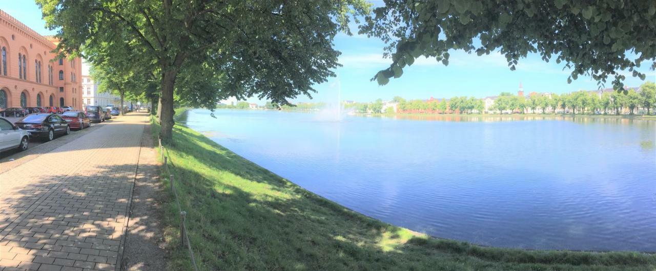 Schwerin Apartment Am Pfaffenteich Εξωτερικό φωτογραφία